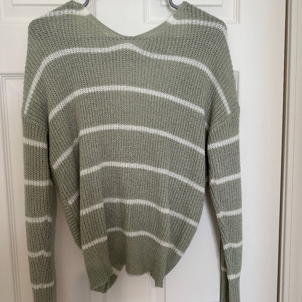 Twist back sweater